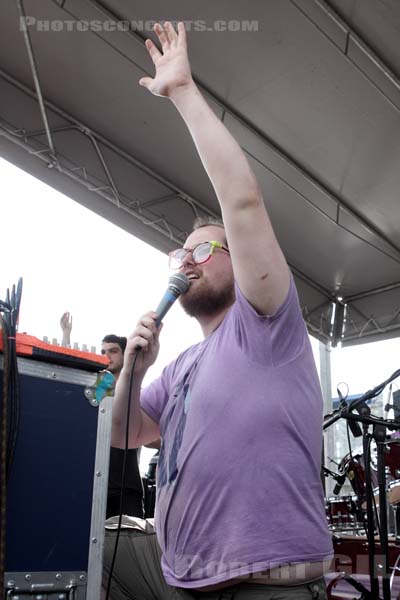 DAN DEACON AND THE ENSEMBLE - 2009-05-31 - PARIS - Parc de la Villette - 